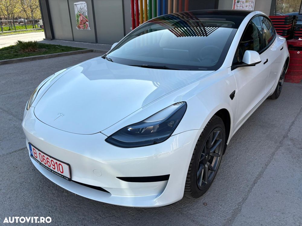 Tesla Model 3 Standard Reichweite Plus Hinterradantrieb - 5