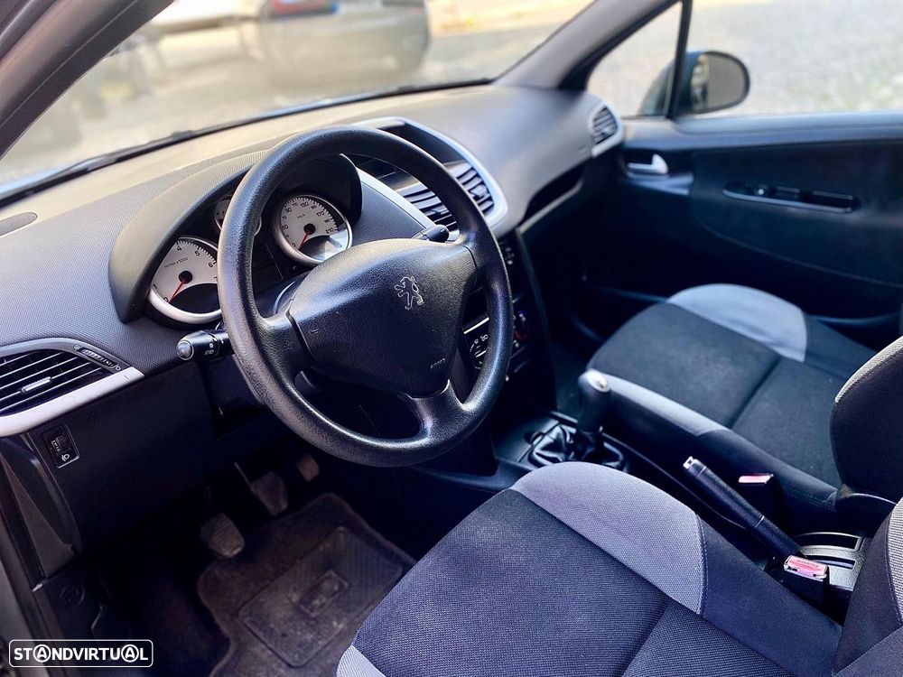 Peugeot 207 1.4 16V Active - 15