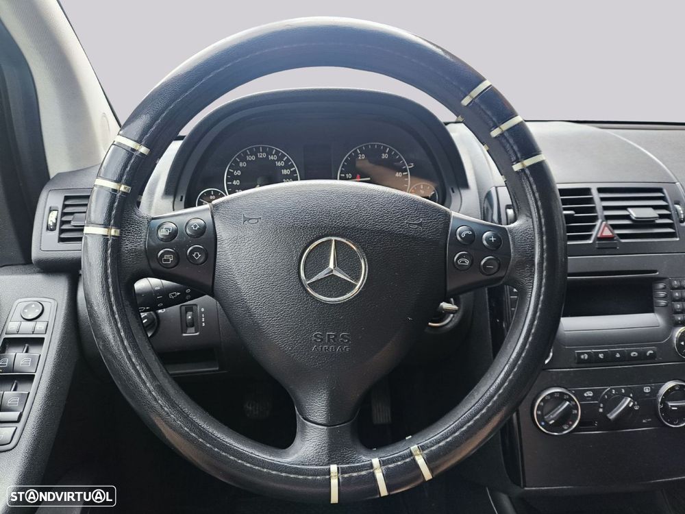 Mercedes-Benz A 180 - 11