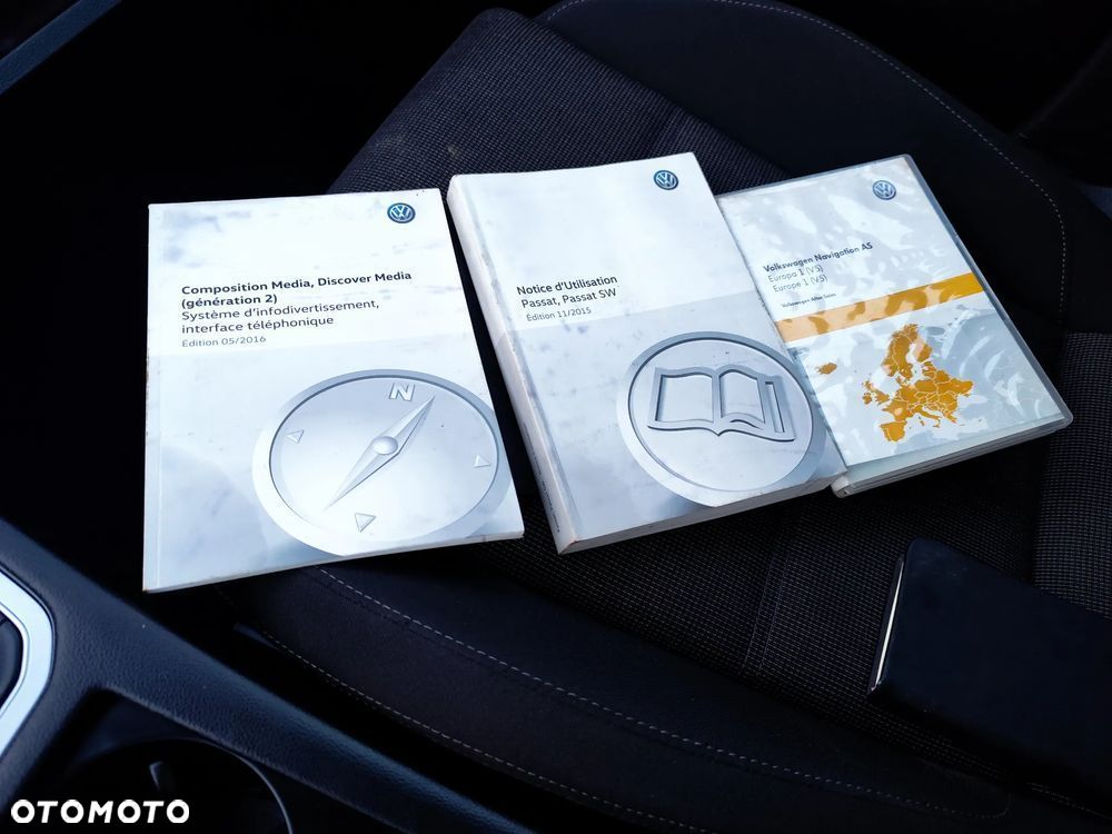 Volkswagen Passat 2.0 TDI SCR DSG Comfortline - 26