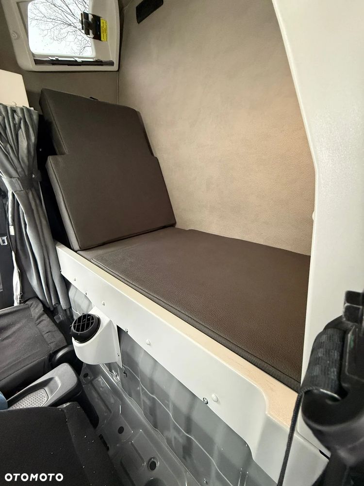 Piaggio Porter NP6 - 28