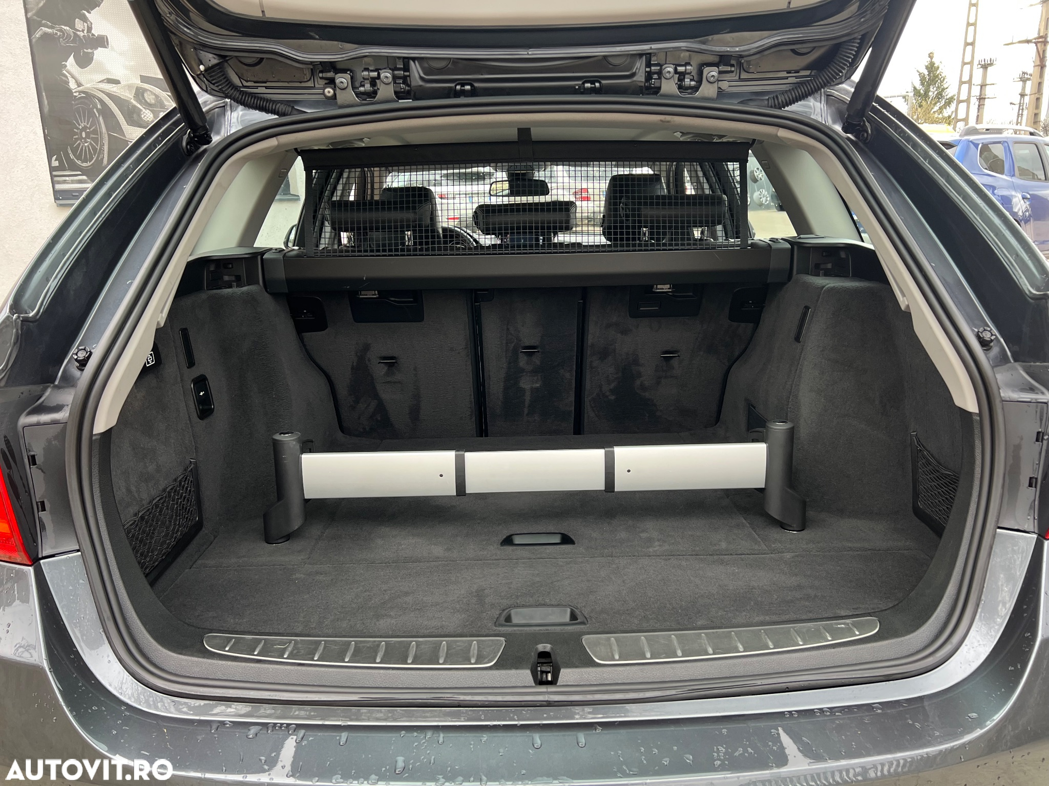 BMW Seria 3 320d Touring xDrive Aut. - 26