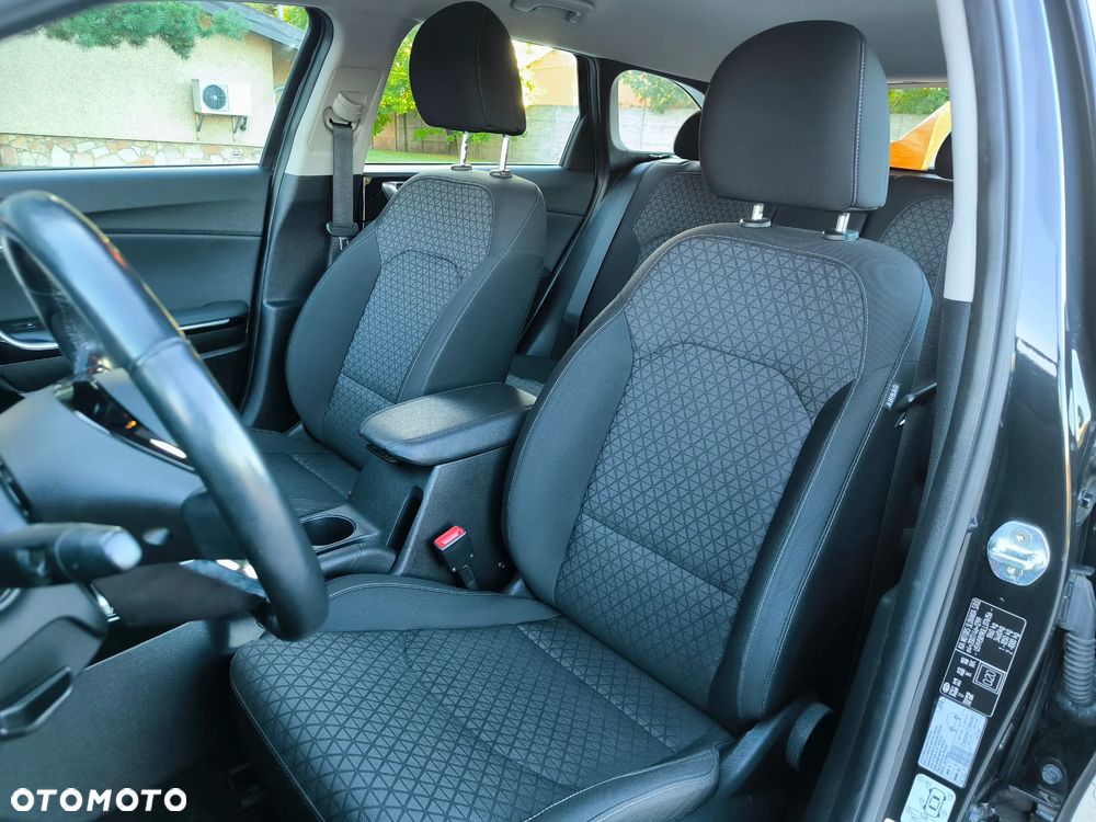 Kia Ceed 1.6 CRDi Eco-Dynamics+(48V Mild-Hybr.) DCT7 Platinum Edition - 12