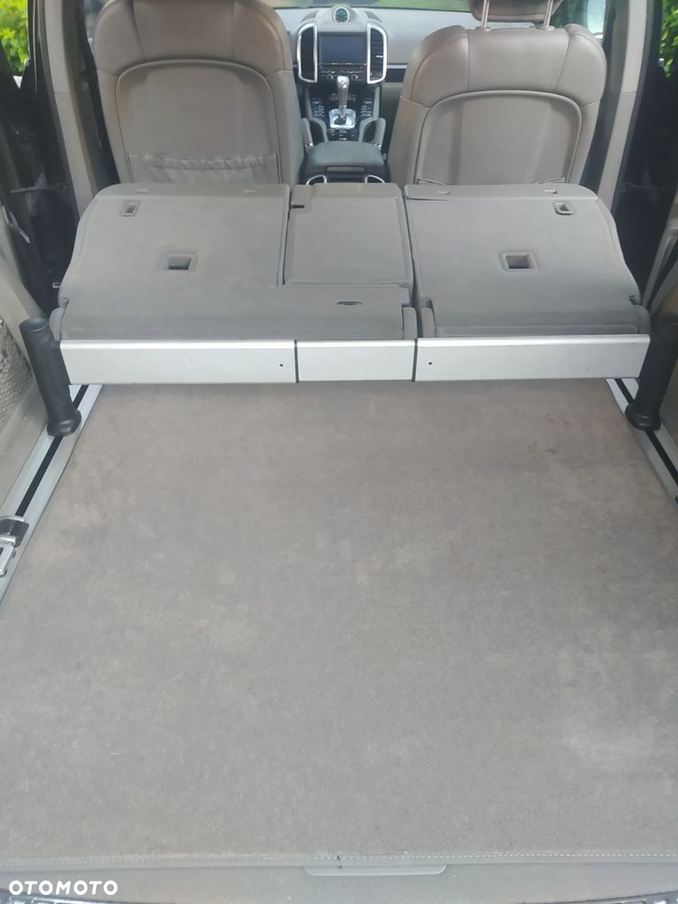 Porsche Cayenne Diesel - 11