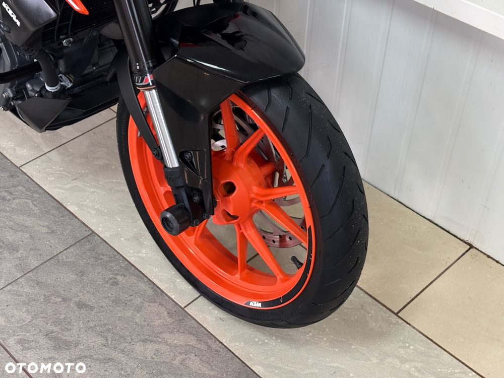 KTM Duke 390 - 12