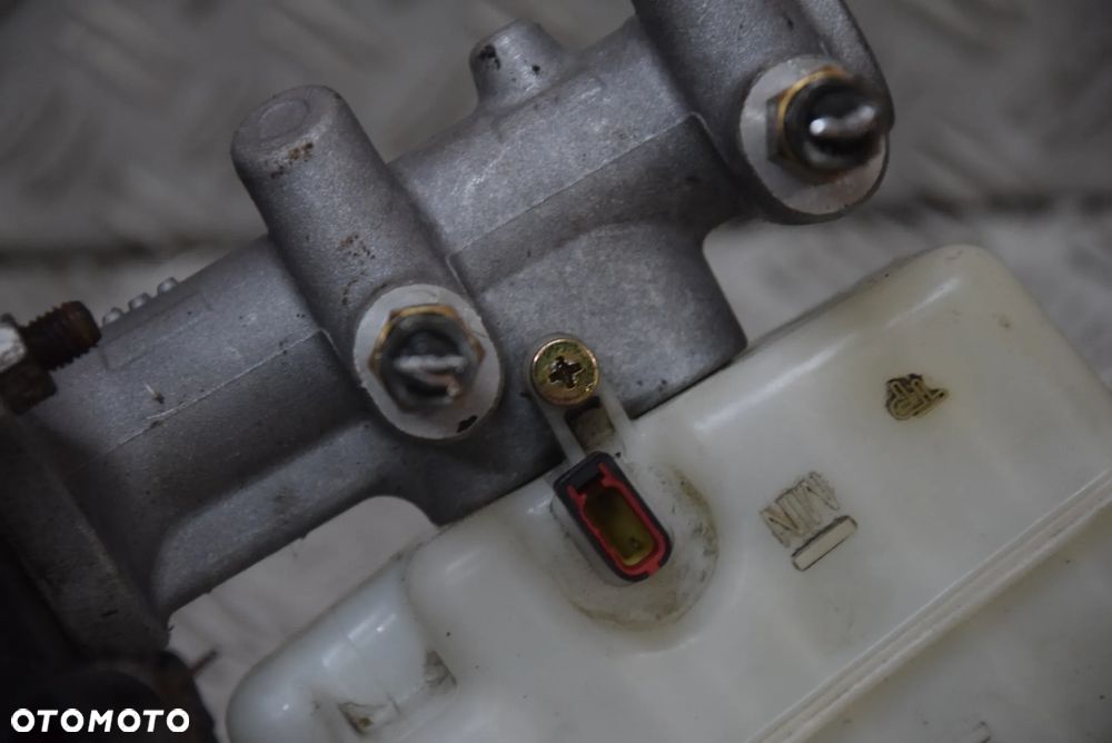 NISSAN PATHFINDER 2.5 SERWO POMPA HAMULCOWA - 5