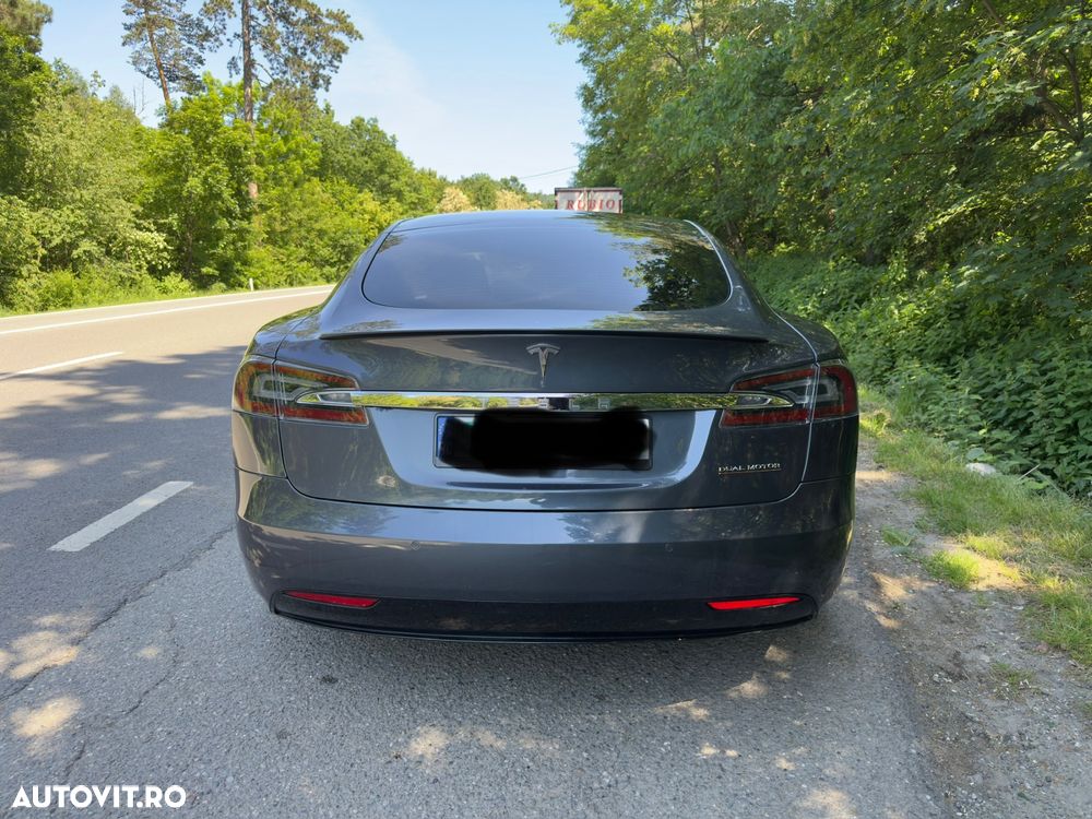Tesla Model S Performance - 5