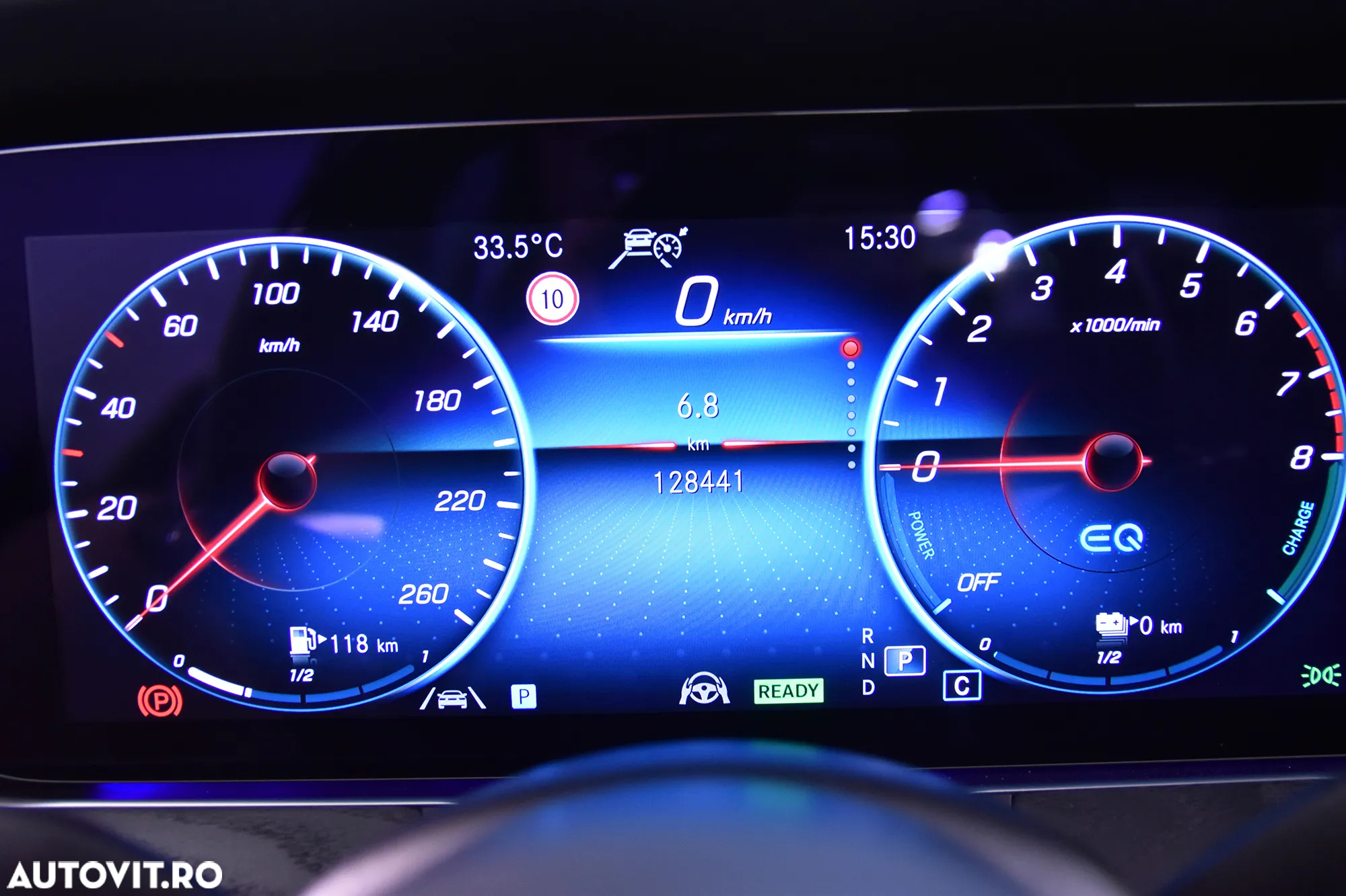 Mercedes-Benz E 300 4MATIC Aut. - 10