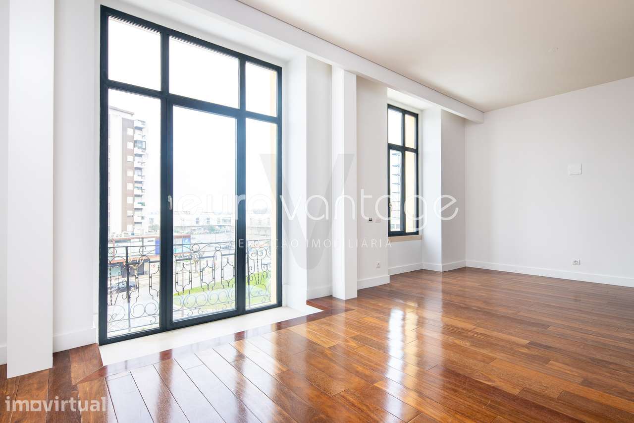 Apartamento T1 em Condomínio Fechado, Centro Leiria - Grande imagem: 2/19