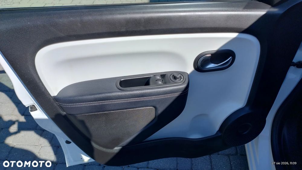 Renault Twingo TCe 90 EDC INTENS - 12