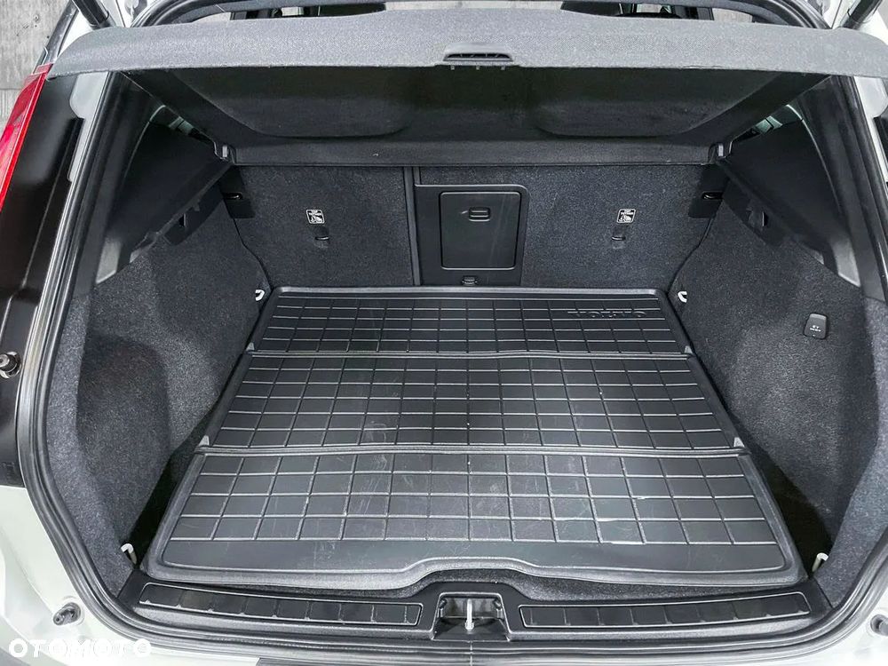 Volvo XC 40 T5 Recharge DKG RDesign - 12