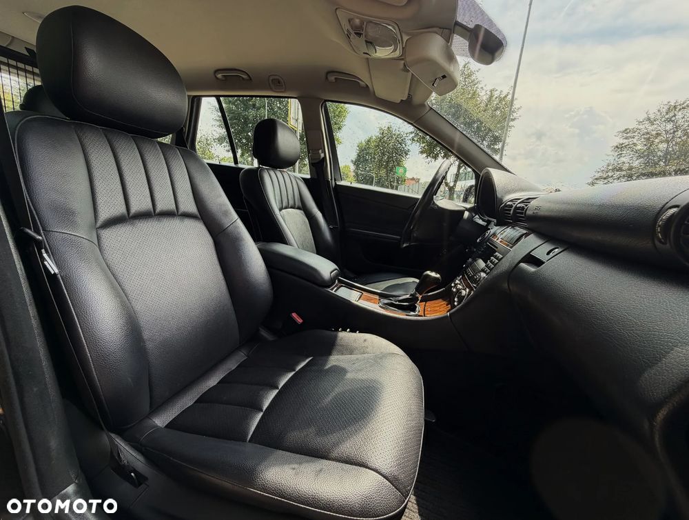 Mercedes-Benz Klasa C 220 CDI Automatik Classic - 13