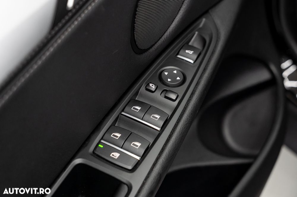 BMW X5 xDrive30d - 37