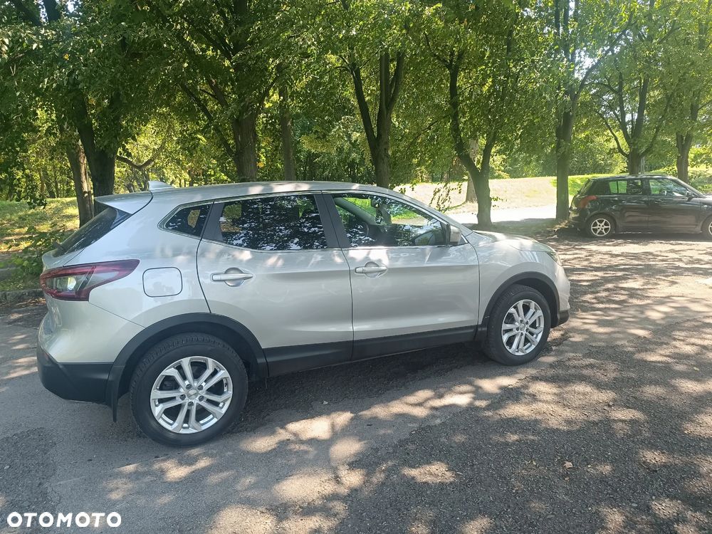Nissan Qashqai 1.3 DIG-T DCT ZAMA - 17