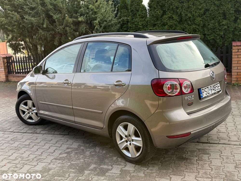 Volkswagen Golf Plus - 13