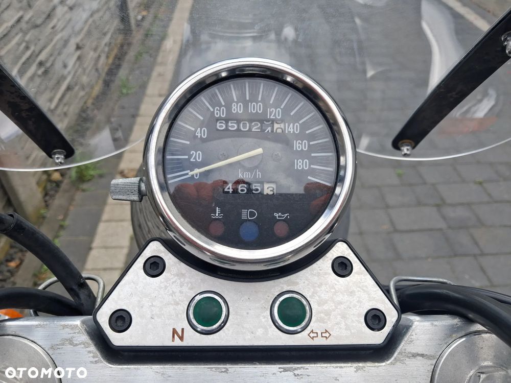 Suzuki VZ - 8