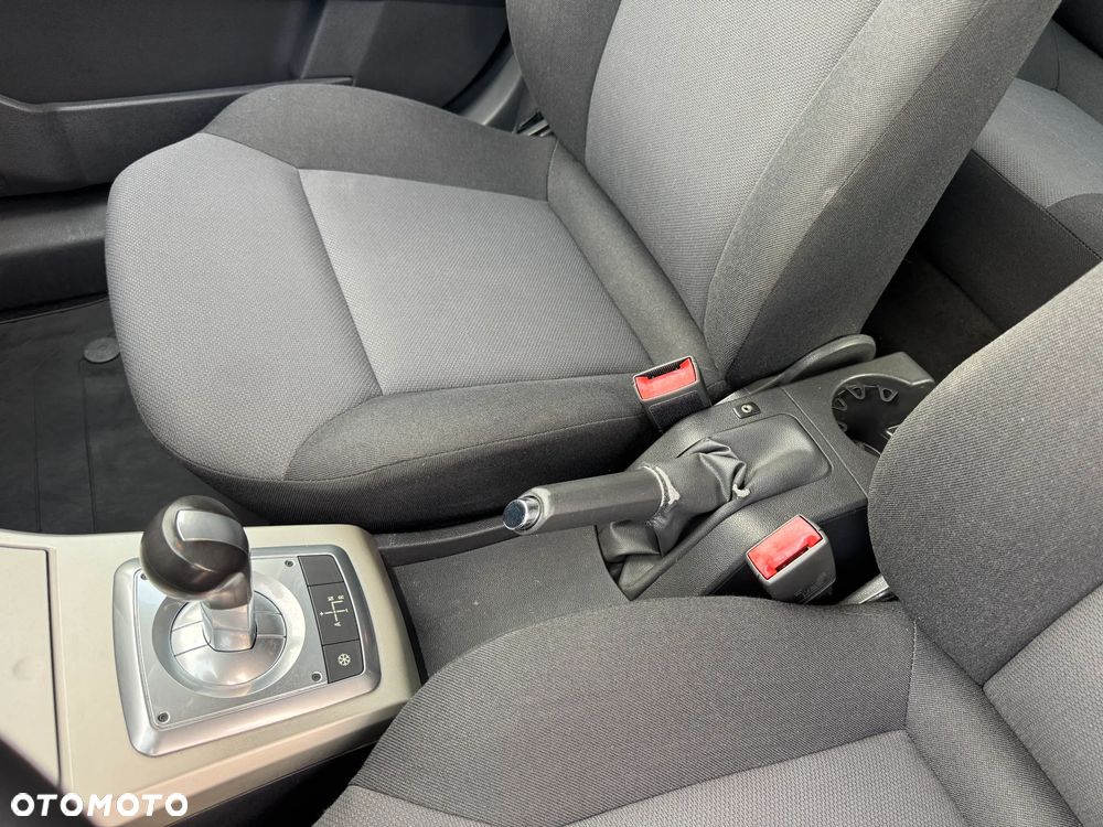 Opel Astra 1.4 Cosmo Easytronic - 24