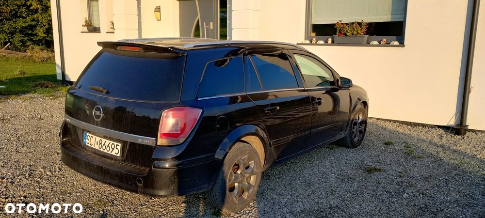 Opel Astra III 1.9 CDTI Cosmo - 13