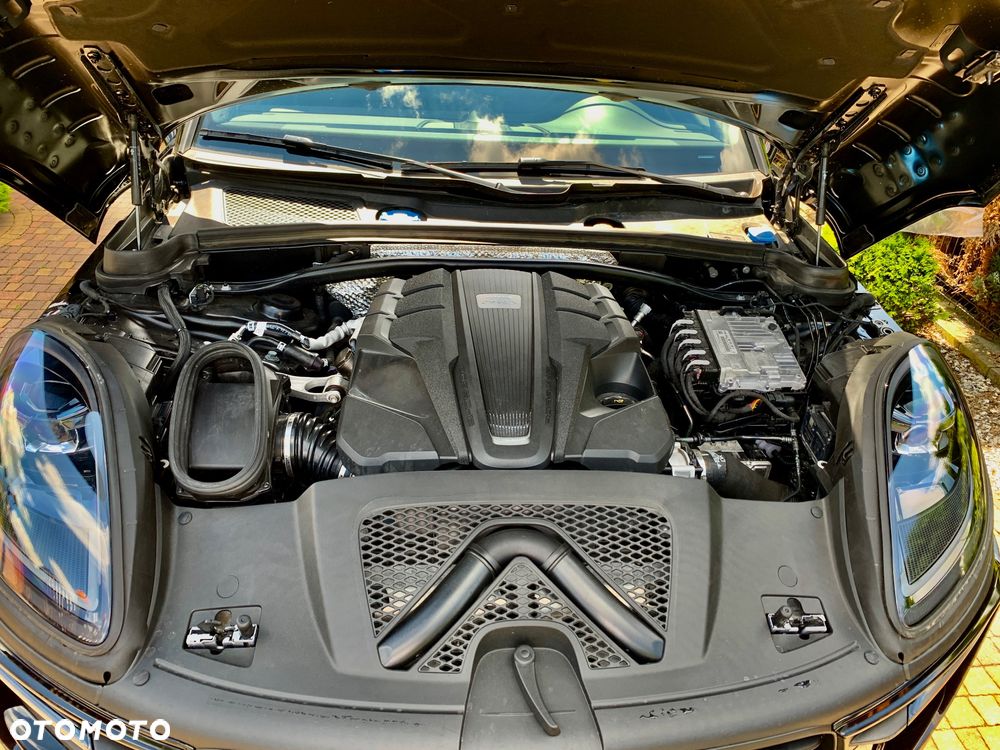 Porsche Macan S - 32