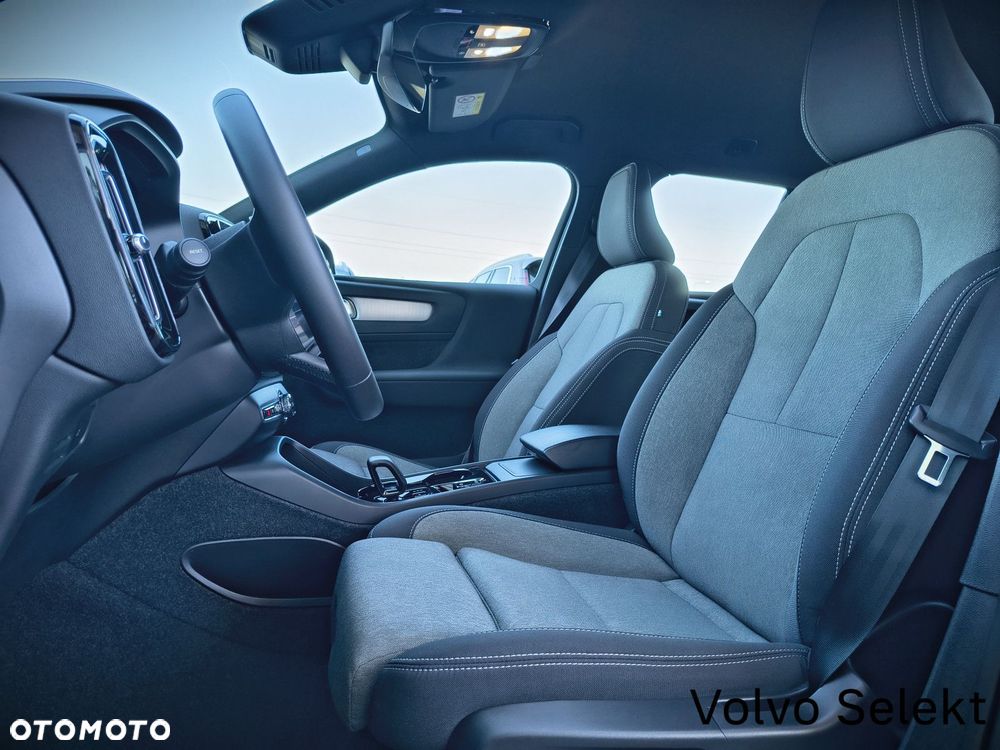 Volvo XC 40 - 28