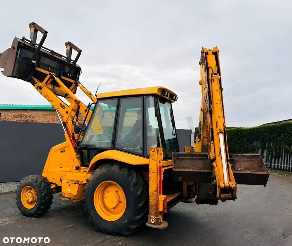 JCB 3cx - 6