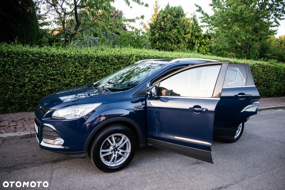 Ford Kuga 2.0 TDCi 2x4 Titanium - 8