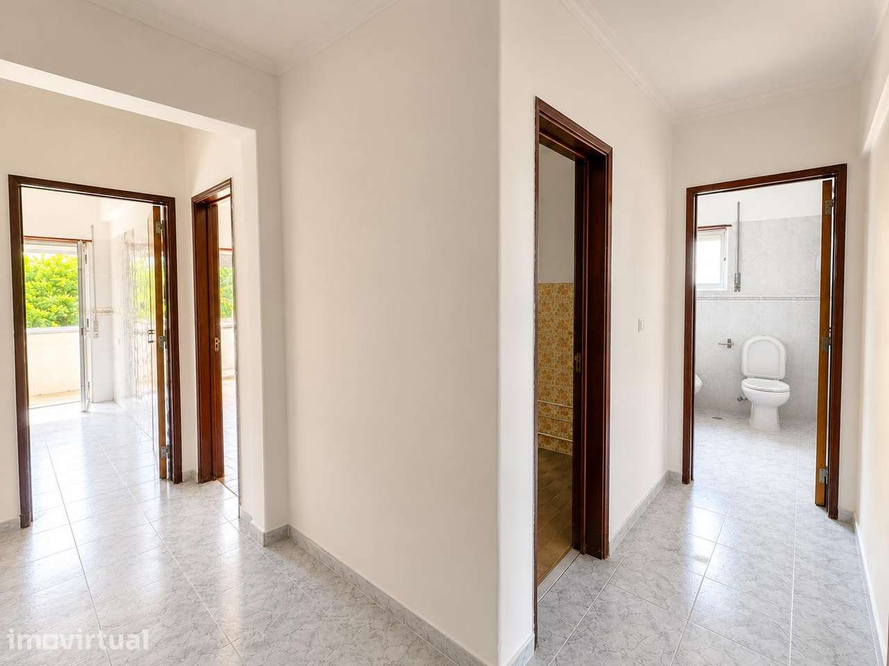 Apartamento T2, Praceta Norton De Matos, 3 - Grande imagem: 3/10