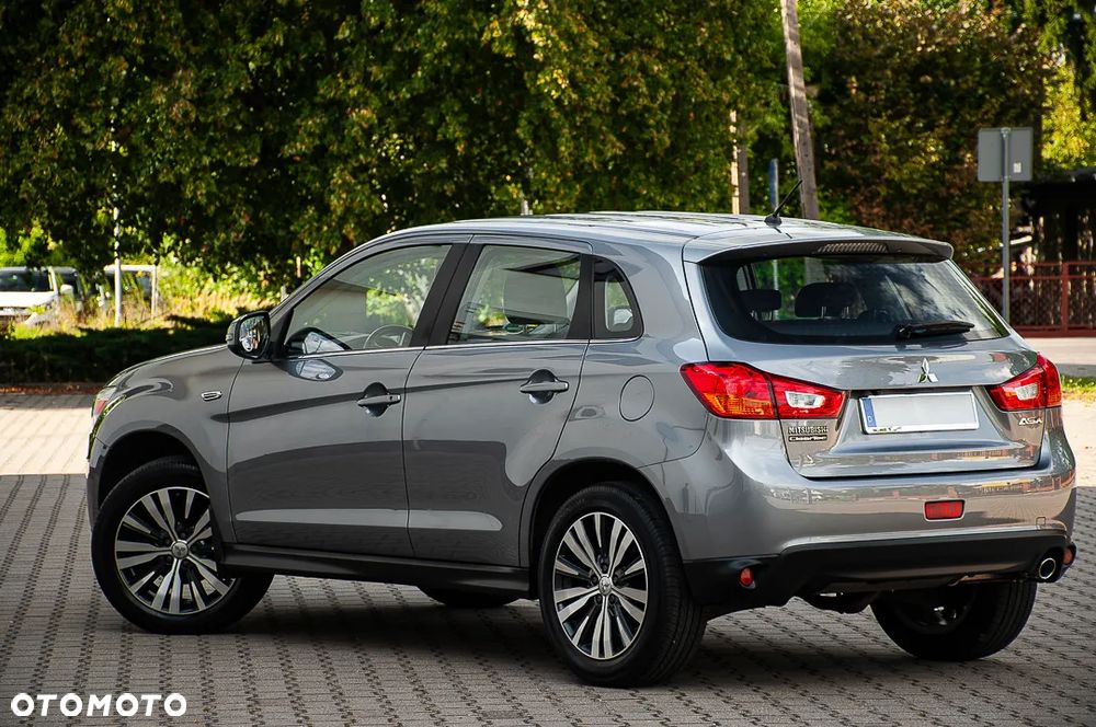 Mitsubishi ASX - 15