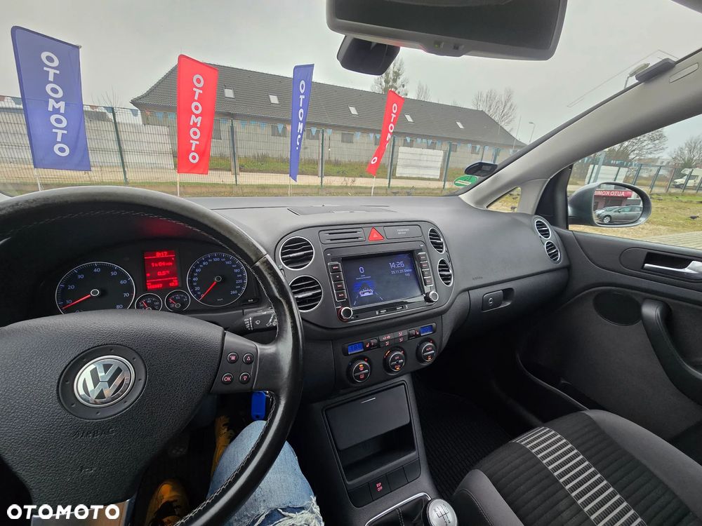 Volkswagen Golf 1.6 United - 31