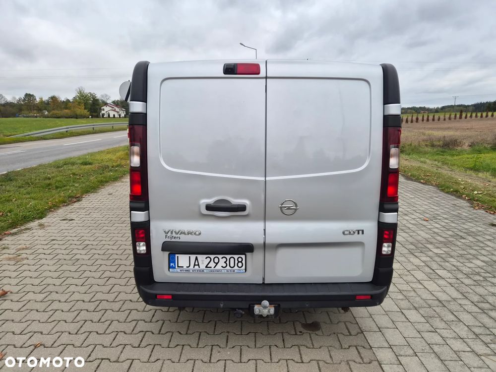 Opel Vivaro - 23