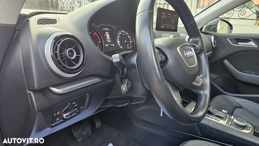 Audi A3 1.6 TDI ack S tronic S line Sportpaket - 20