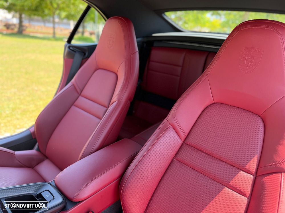 Porsche 911 (992) - 38