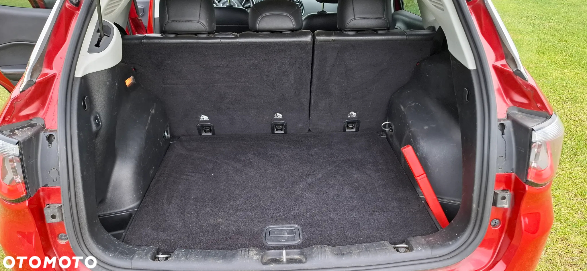 Jeep Compass - 10