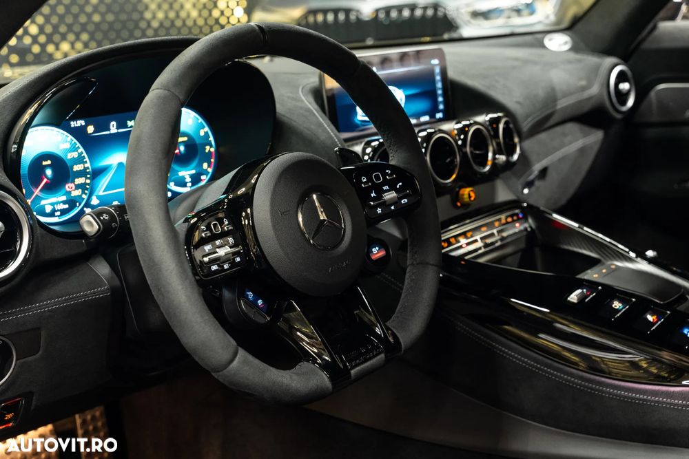 Mercedes-Benz AMG GT - 20