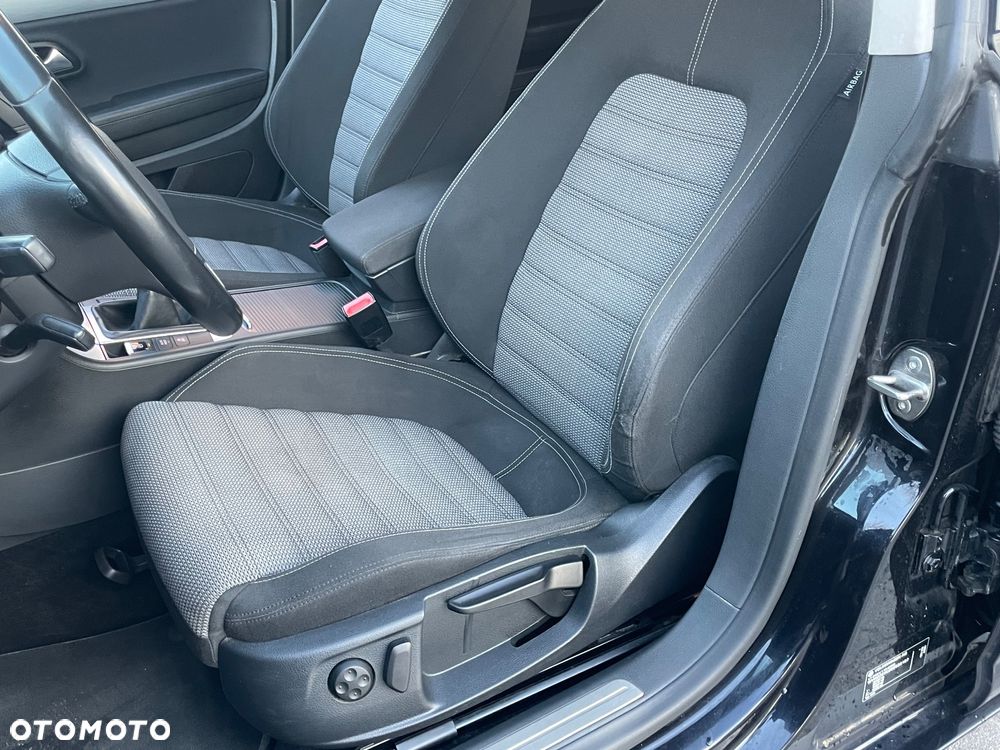 Volkswagen CC - 6