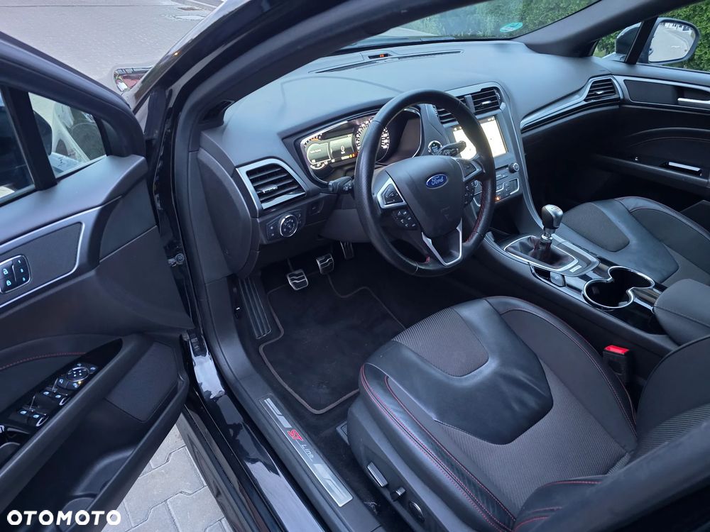 Ford Mondeo 2.0 TDCi ST-Line - 16
