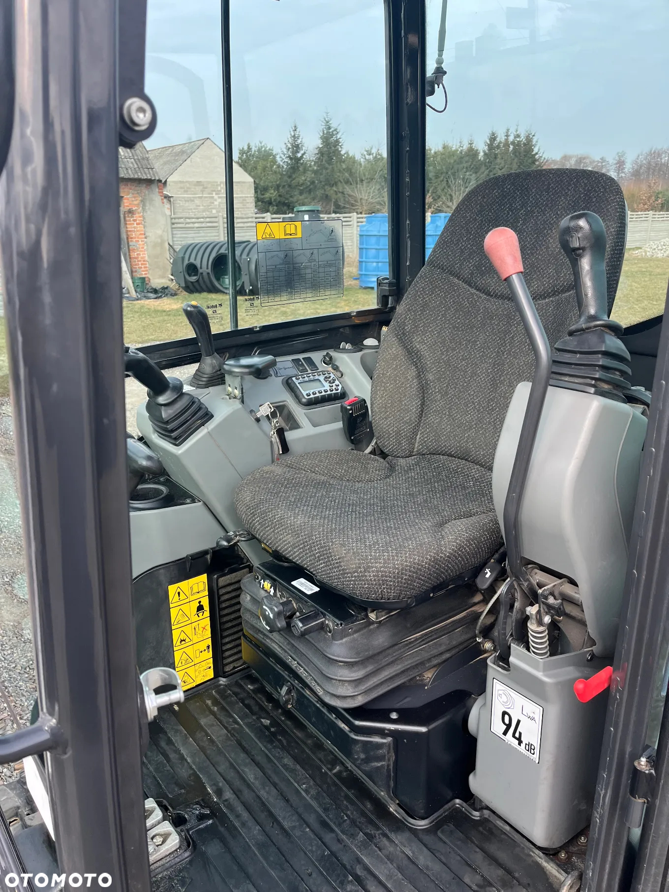 Bobcat E27 - 9