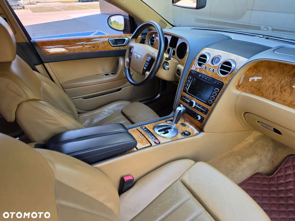 Bentley Flying Spur - 40