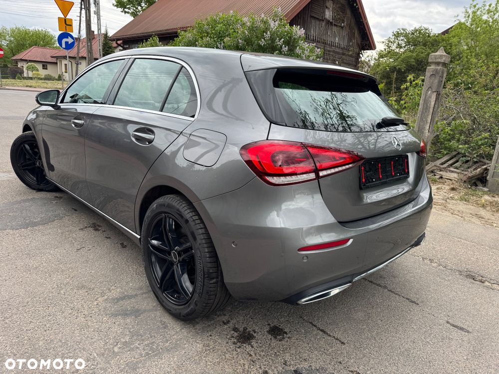 Mercedes-Benz Klasa A 220 7G-DCT AMG Line - 3