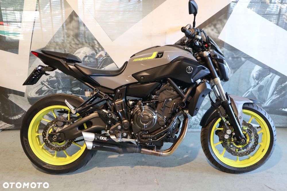 Yamaha MT - 4