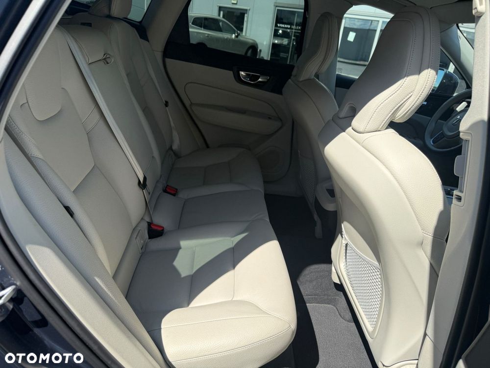 Volvo XC 60 - 28