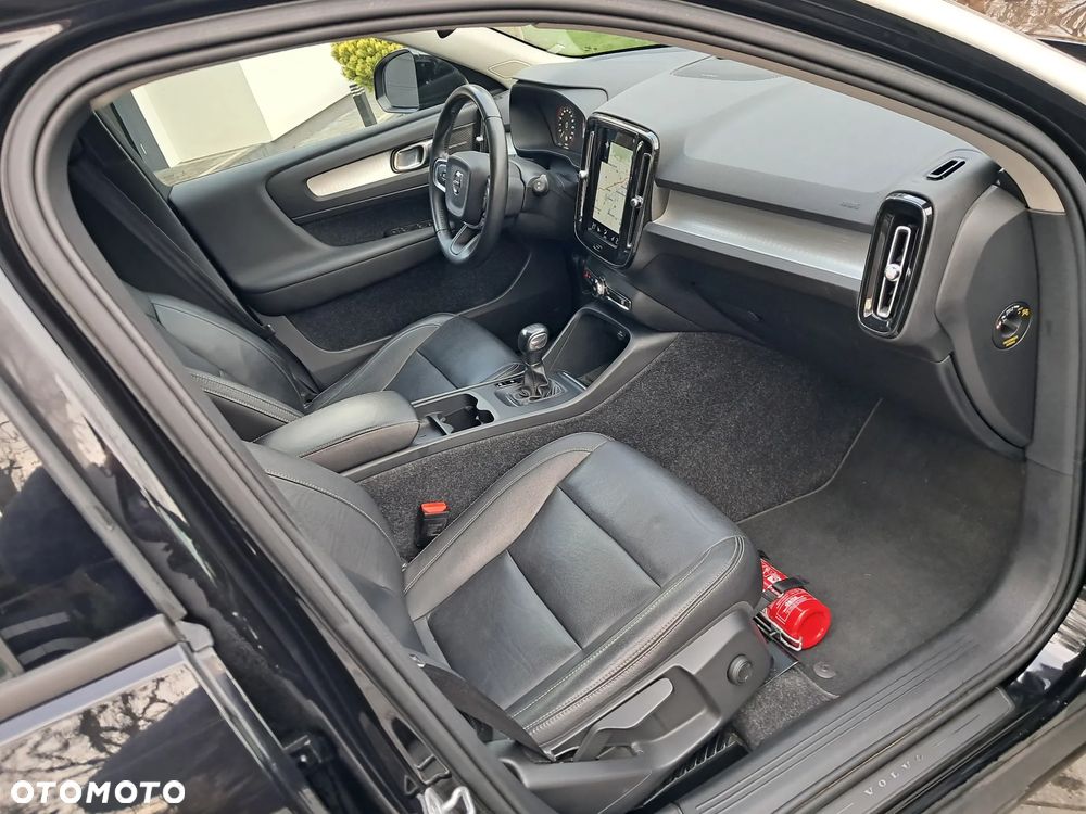 Volvo XC 40 D3 Momentum Pro - 20