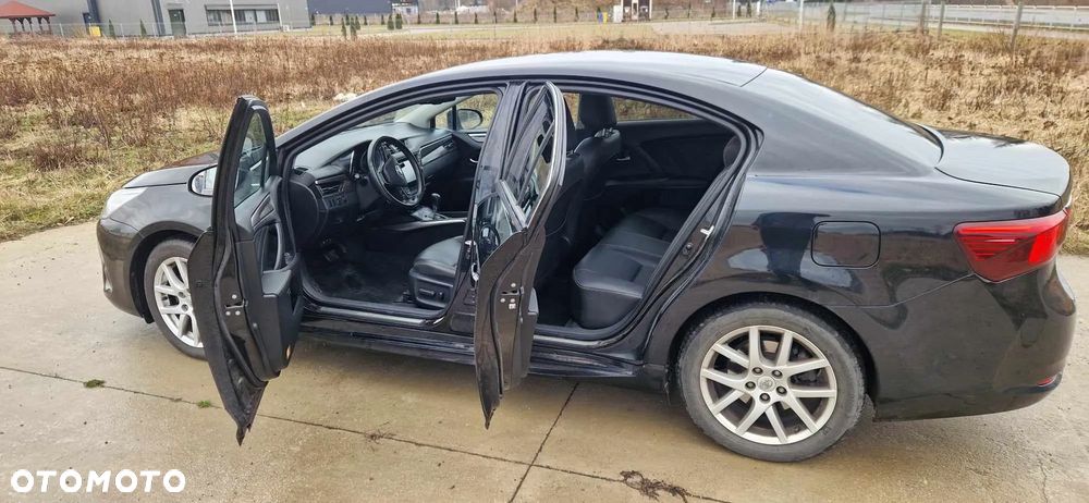 Toyota Avensis 2.0 Prestige MS - 3