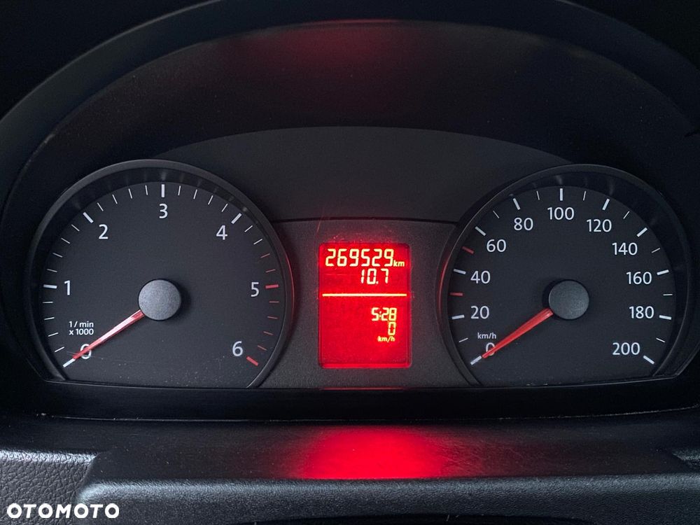Volkswagen CRAFTER 2,0 TDI 136KM SKRZYNIOWY 350x215 KLIMATYZACJA - 29