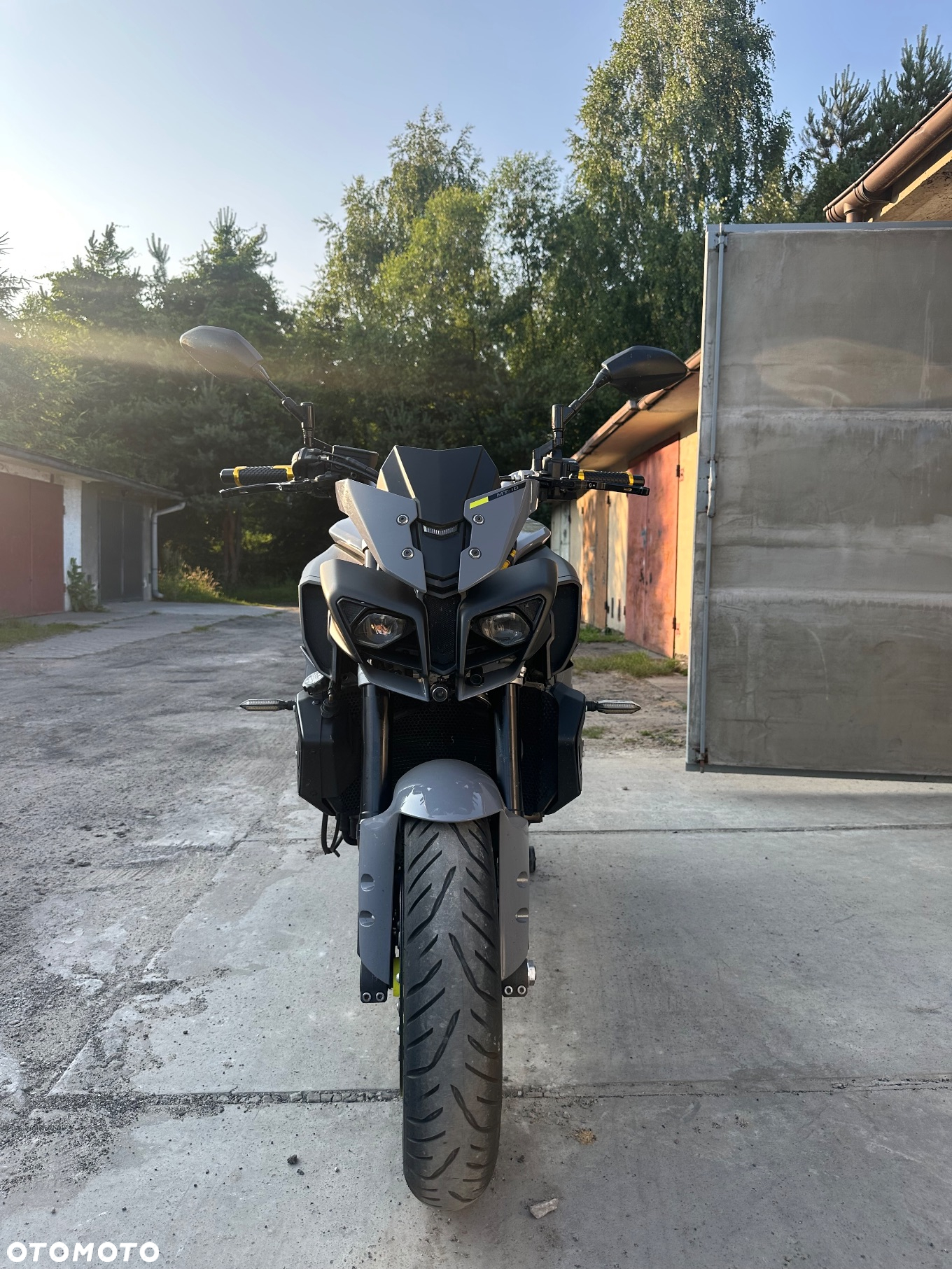 Yamaha MT - 2