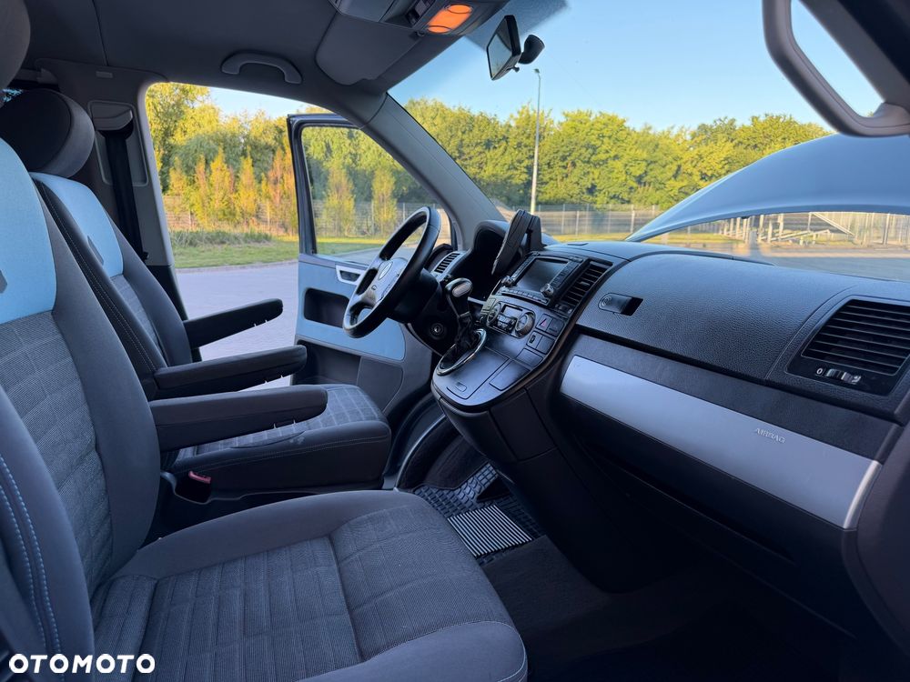 Volkswagen Multivan - 18