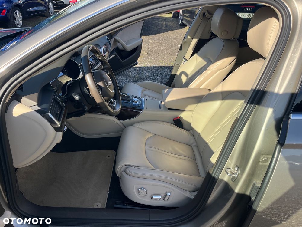 Audi A6 Avant - 8