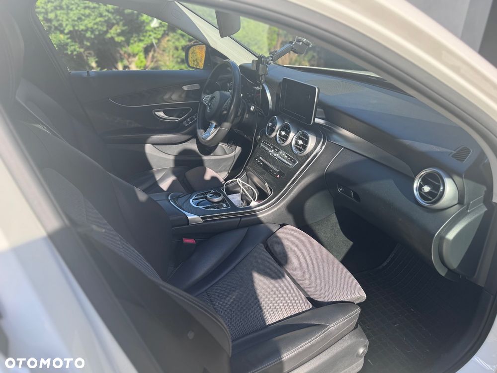 Mercedes-Benz Klasa C 200 (BlueTEC) d 7G-TRONIC - 13
