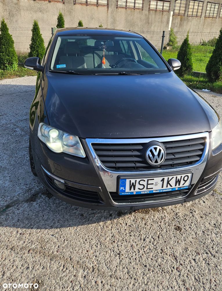 Volkswagen Passat - 3
