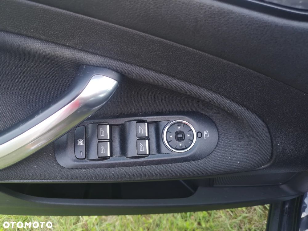 Ford Mondeo SW 2.0 TDCi Titanium - 17